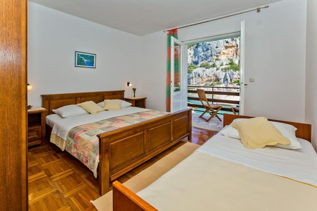 Villa Mateljan Zastražišće Exterior foto